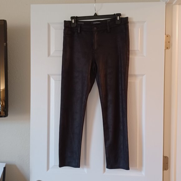 EUC Liverpool Black Faux Leather Pebble Print Madonna Leggings Size 8P - Picture 9 of 10